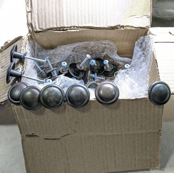 Vintage cabinet knobs drawer pulls, 24 - Picture 2 of 5